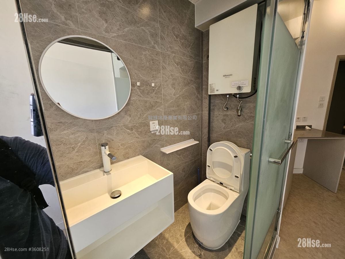 Nam Fung Mansion Rental Studio , 1 Bathroom 180 ft²