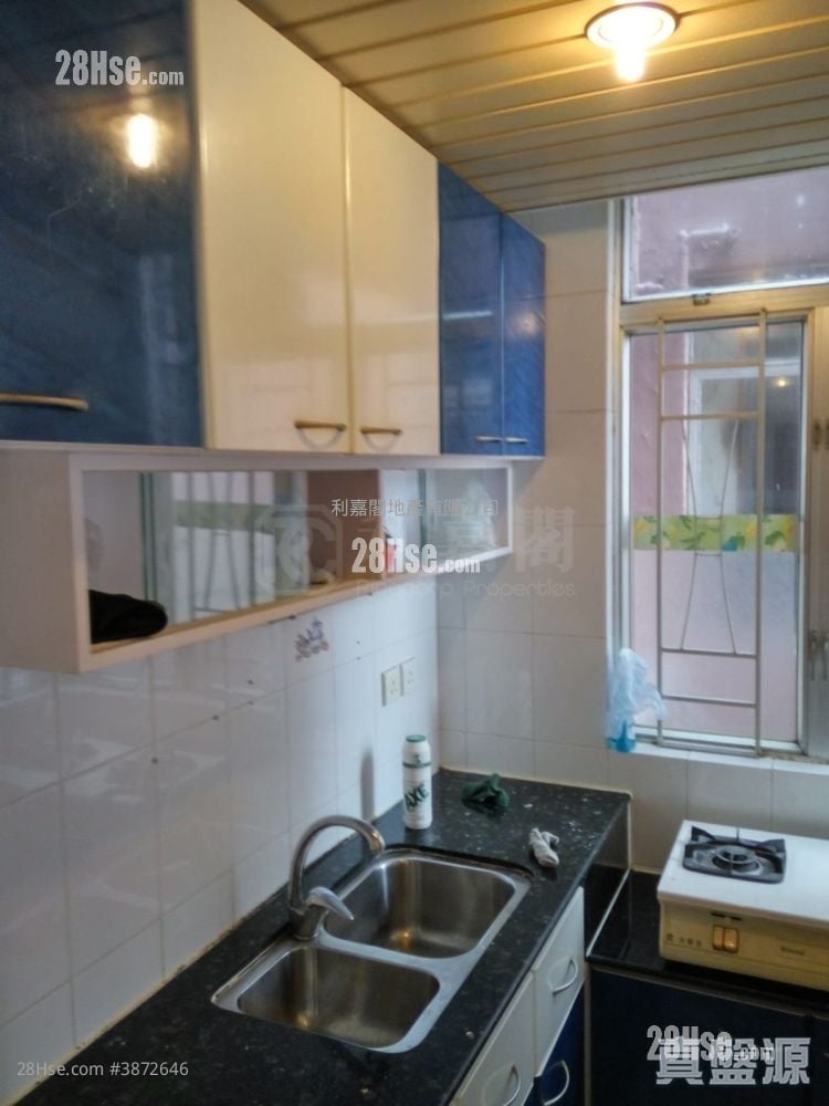 Jubilee Garden Rental 2 Bedrooms , 1 Bathroom 510 ft²