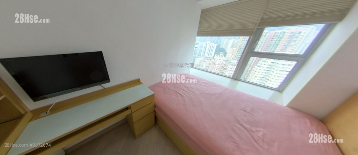 The Latitude Rental 2 Bedrooms , 1 Bathroom 549 ft²