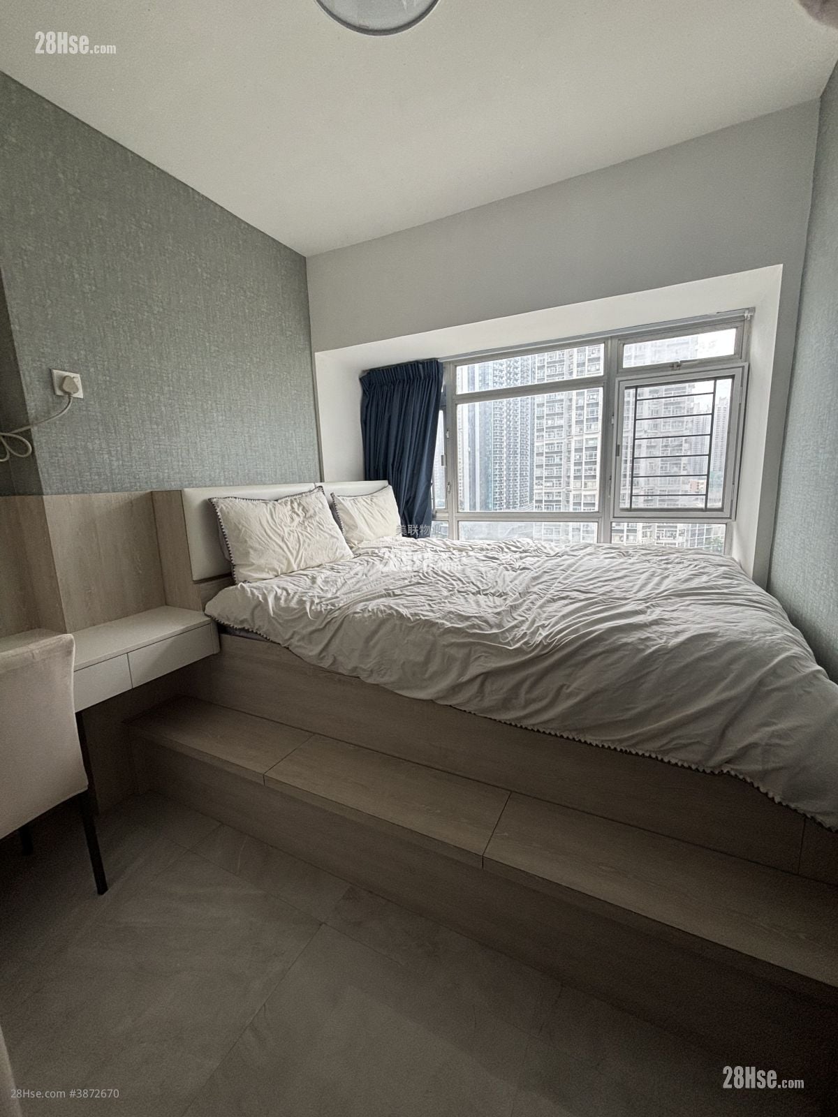 Kingswood Villas Sell 3 Bedrooms , 1 Bathroom 547 ft²