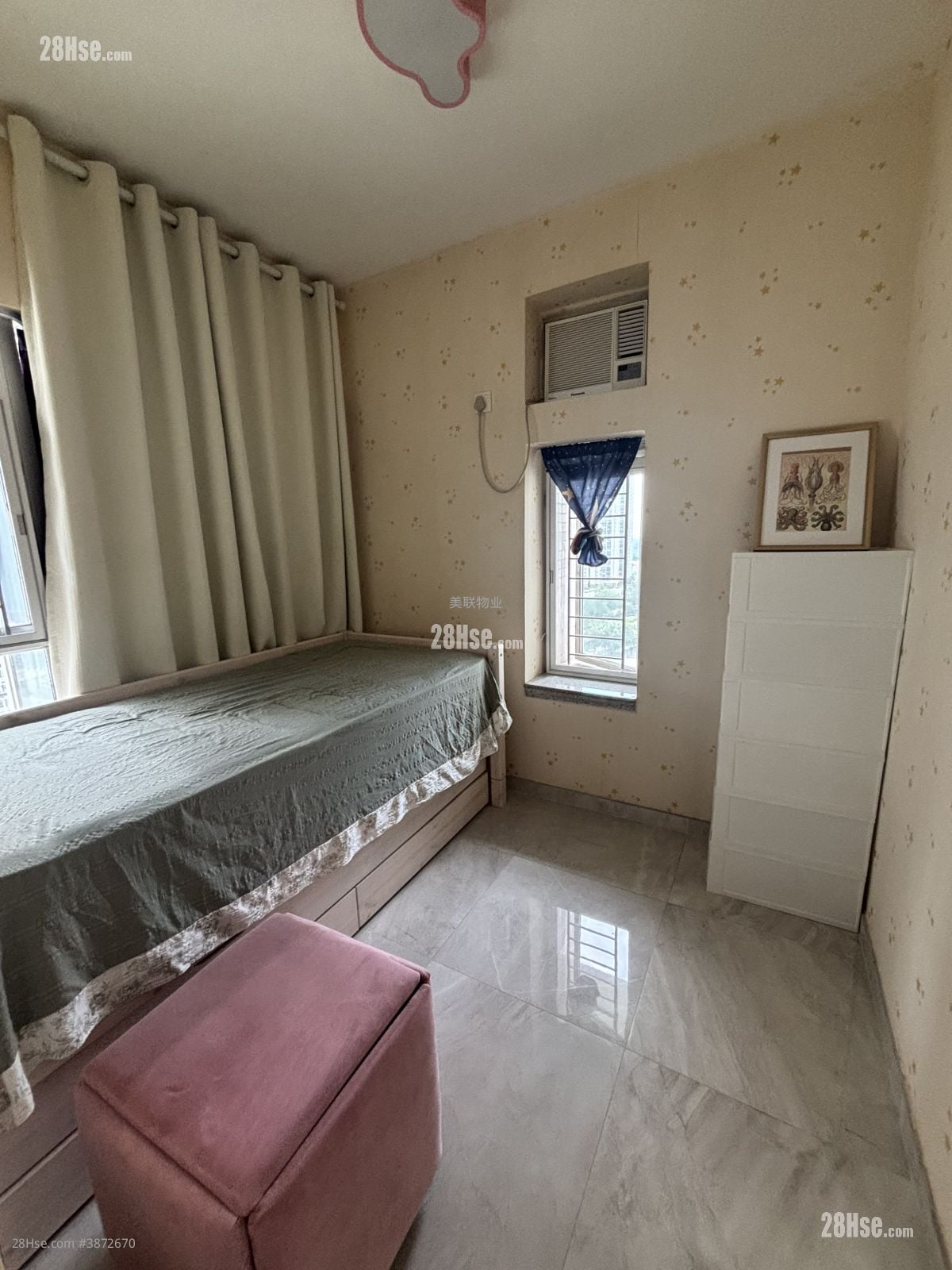 Kingswood Villas Sell 3 Bedrooms , 1 Bathroom 547 ft²