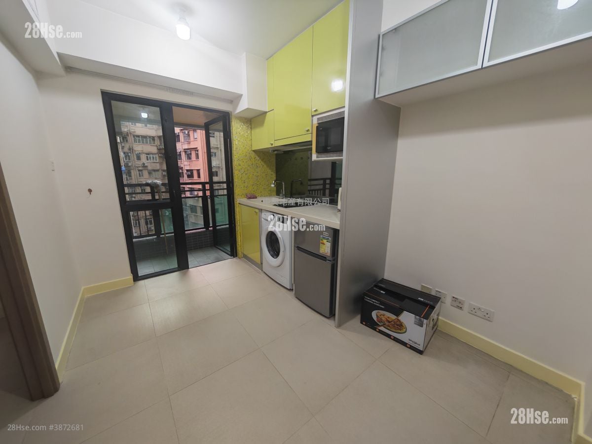 City 18 Rental 1 Bedroom , 1 Bathroom 253 ft²