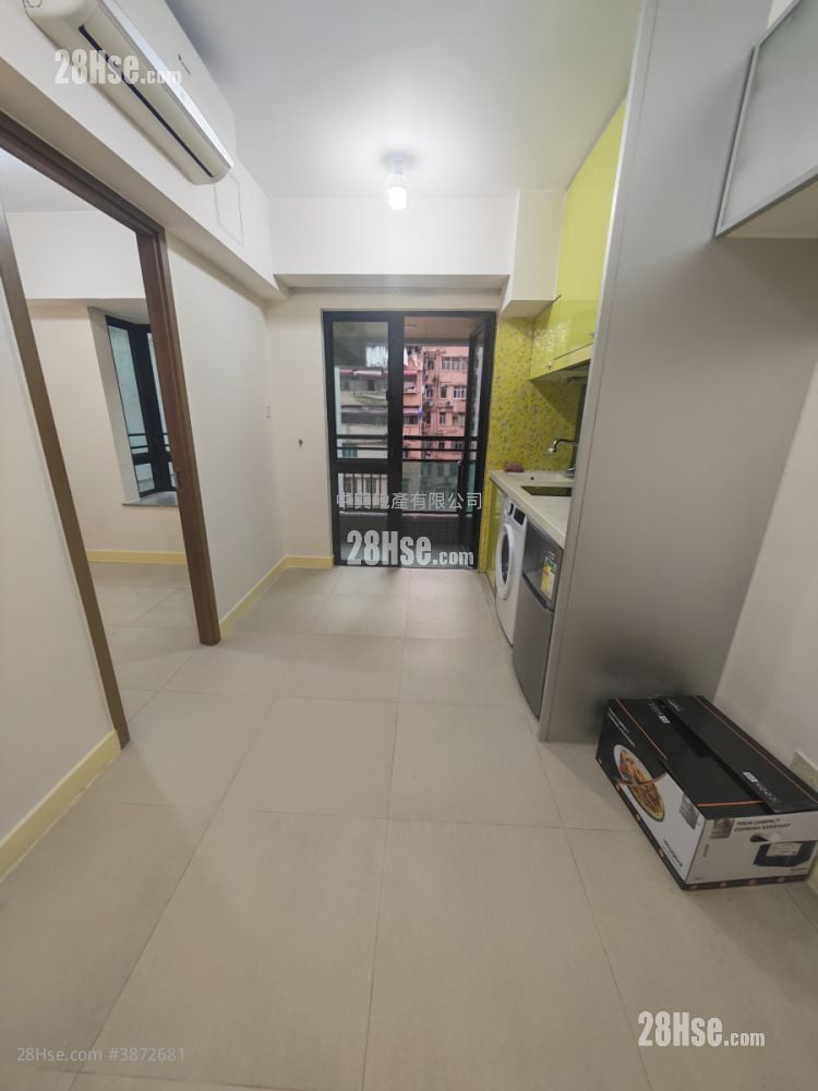 City 18 Rental 1 Bedroom , 1 Bathroom 253 ft²