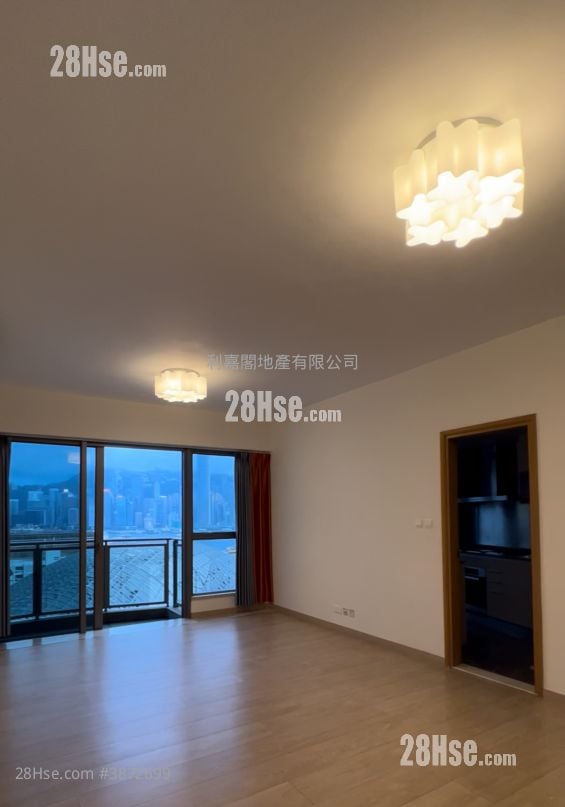 Grand Austin Sell 4 Bedrooms , 3 Bathrooms 1,196 ft²