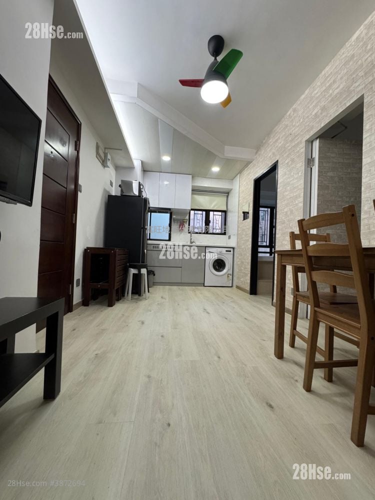 Peace Garden Rental 2 Bedrooms , 1 Bathroom 304 ft²