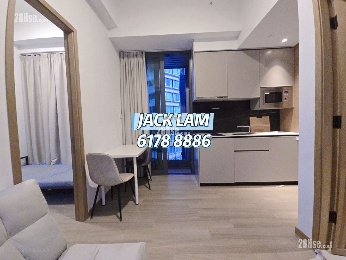 Uptify Sell 1 Bedroom , 1 Bathroom 281 ft²