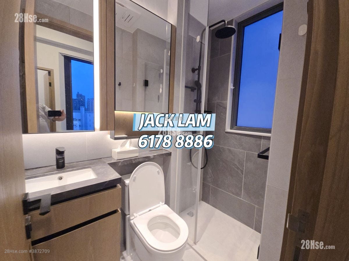 Uptify Sell 1 Bedroom , 1 Bathroom 281 ft²
