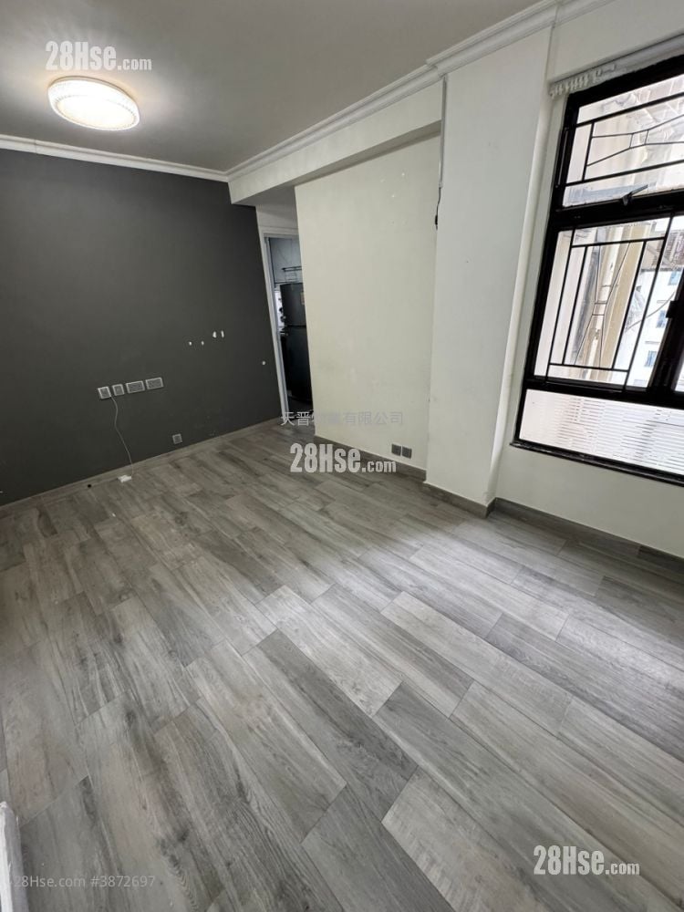 Bowie Mansion Sell 2 Bedrooms , 1 Bathroom 385 ft²