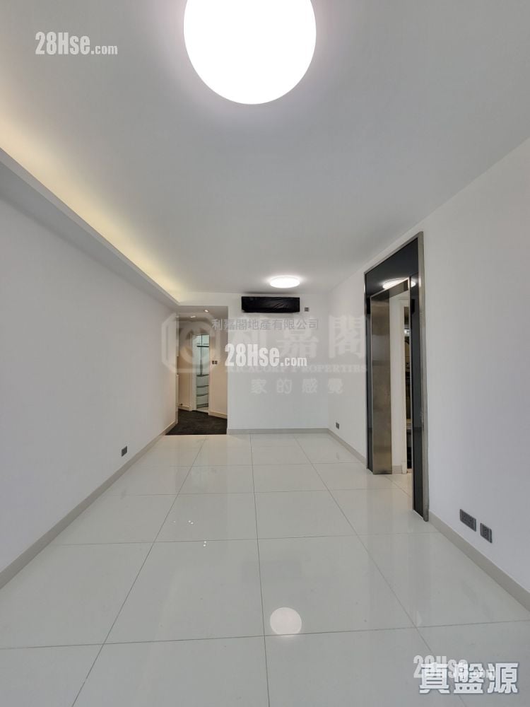 The Victoria Towers Sell 3 Bedrooms , 2 Bathrooms 785 ft²