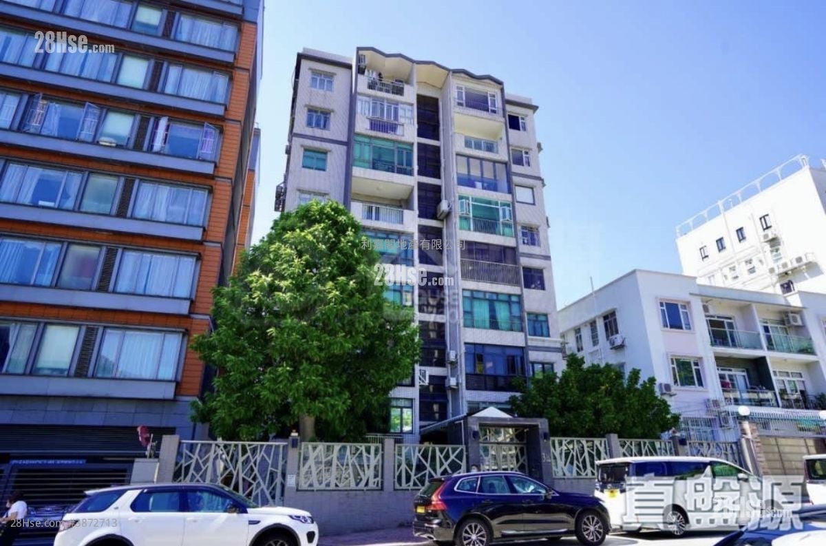 3 La Salle Road Sell 2,260 ft²