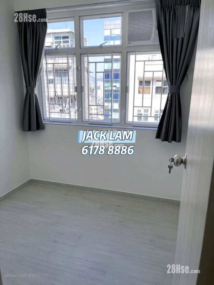 Wai Ching Court Rental 2 Bedrooms , 1 Bathroom 270 ft²