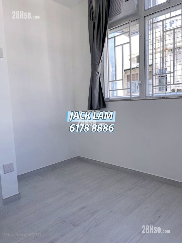 Wai Ching Court Rental 2 Bedrooms , 1 Bathroom 270 ft²