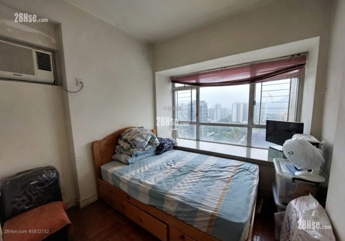 Kingswood Villas Sell 3 Bedrooms , 1 Bathroom 544 ft²