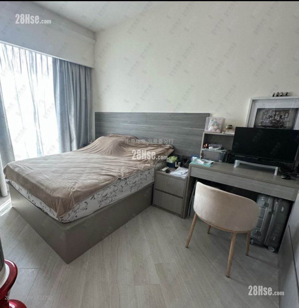 Manhattan Hill Sell 2 Bedrooms 896 ft²