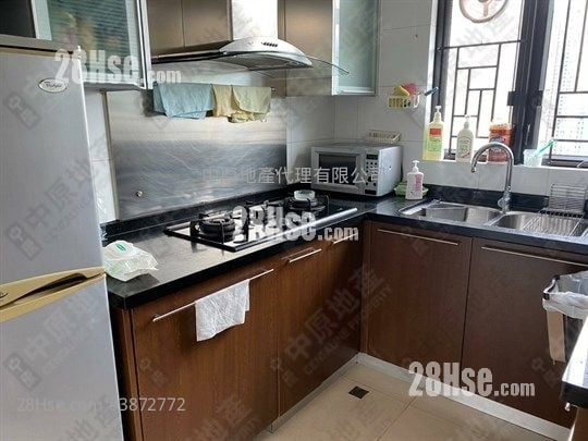 Chelsea Court Sell 3 Bedrooms , 2 Bathrooms 644 ft²