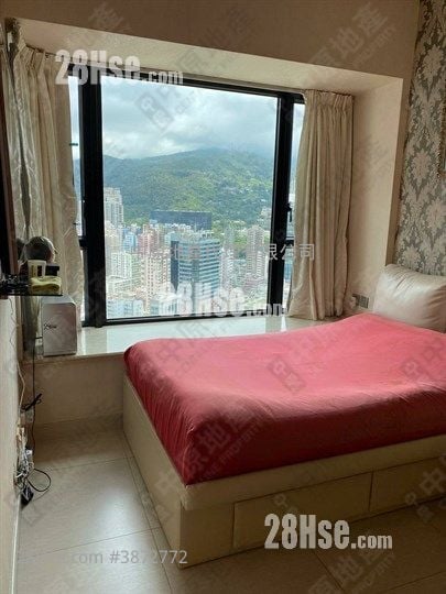 Chelsea Court Sell 3 Bedrooms , 2 Bathrooms 644 ft²