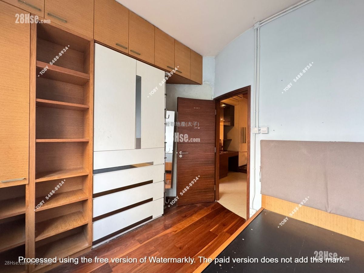 Champagne Court Sell 2 Bedrooms , 2 Bathrooms 1,026 ft²