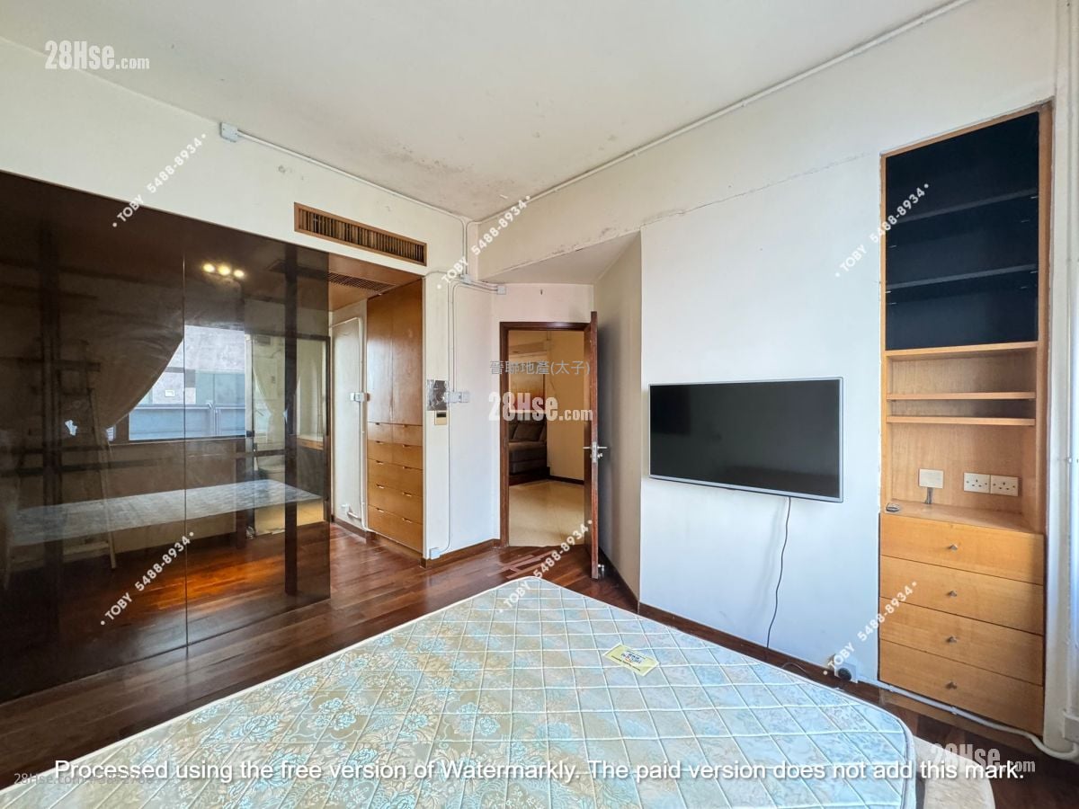Champagne Court Sell 2 Bedrooms , 2 Bathrooms 1,026 ft²