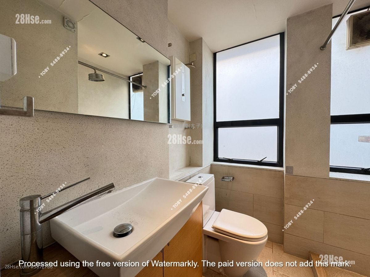 Champagne Court Sell 2 Bedrooms , 2 Bathrooms 1,026 ft²