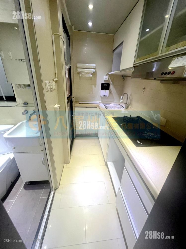 Hing Lung Building Sell 2 Bedrooms , 1 Bathroom 298 ft²