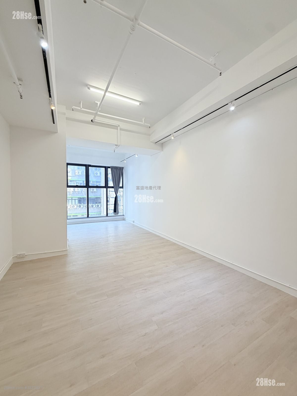 Kimberland Centre Rental