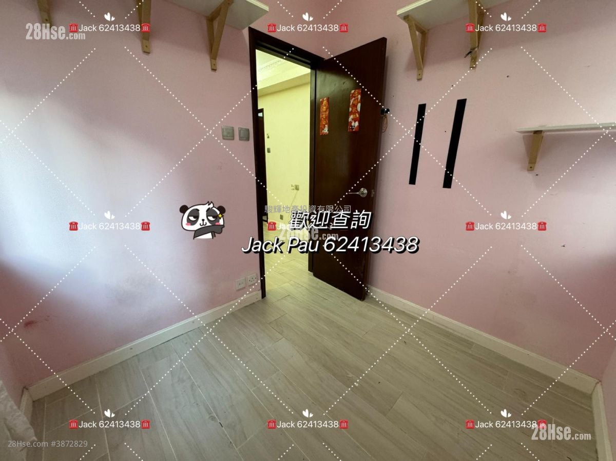 Wah Sun Building Rental 2 Bedrooms , 1 Bathroom 302 ft²