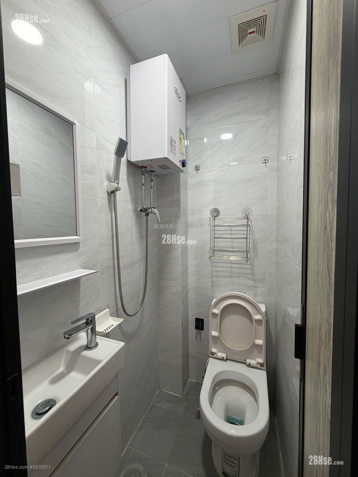 Chinese Mansion Rental 2 Bedrooms , 1 Bathroom 200 ft²