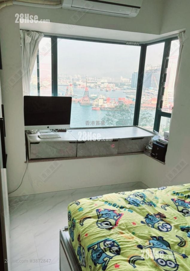 The Long Beach Sell 2 Bedrooms 550 ft²