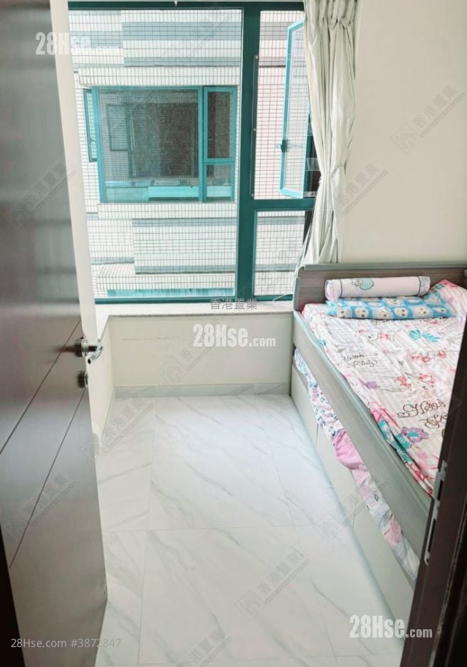 The Long Beach Sell 2 Bedrooms 550 ft²