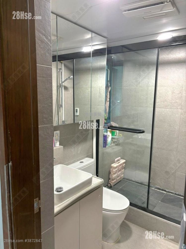 The Long Beach Sell 2 Bedrooms 550 ft²