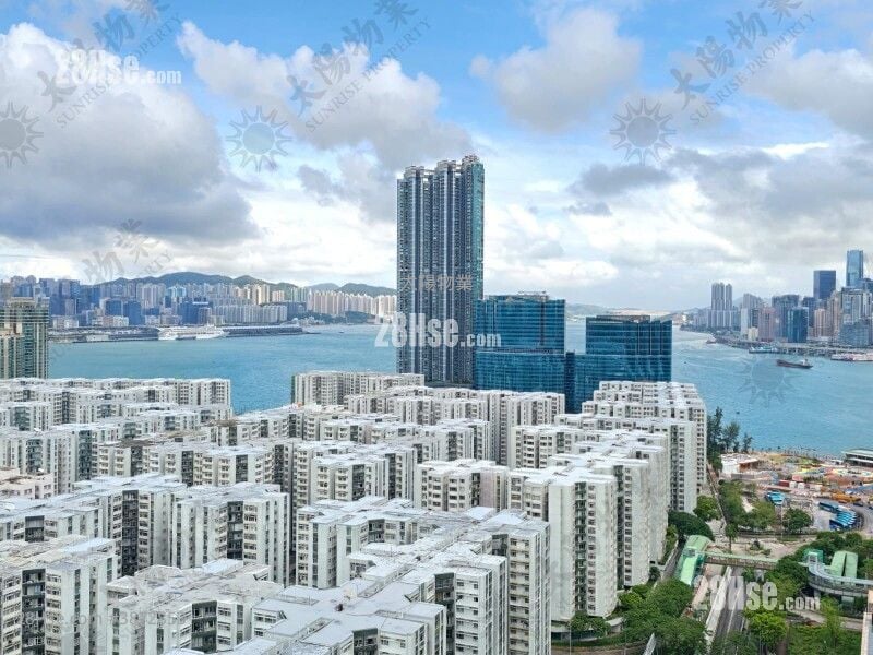 半岛豪庭 售盘 2 房 567 平方尺