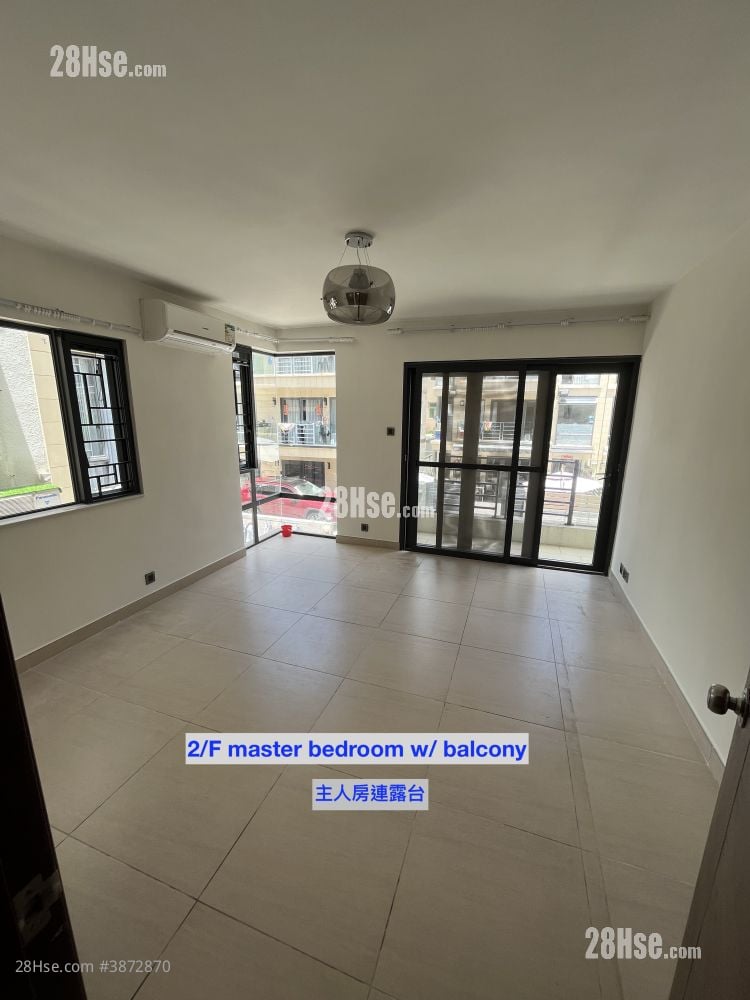 Sky Blue Sell 4 Bedrooms , 3 Bathrooms 1,700 ft²