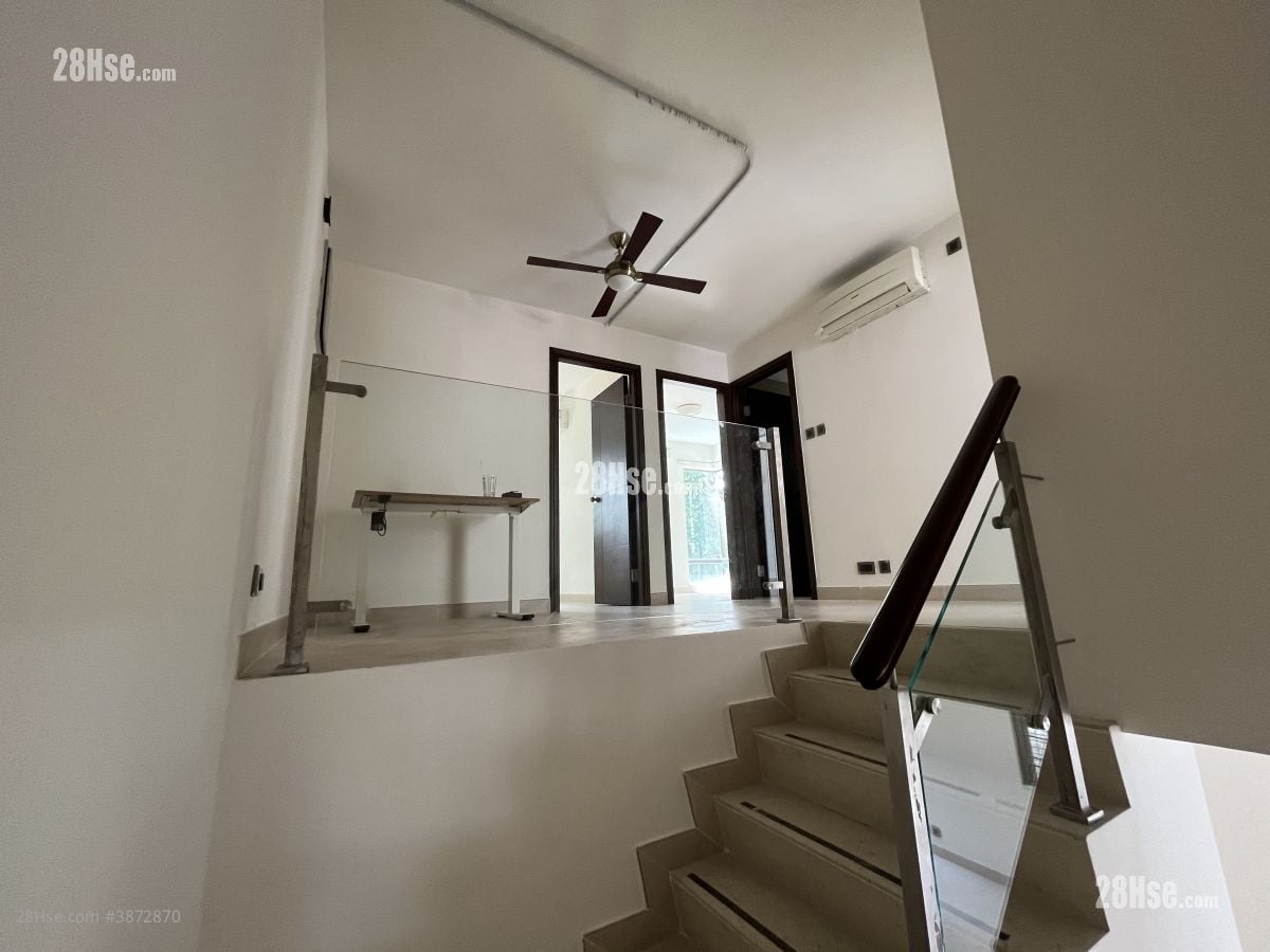 Sky Blue Sell 4 Bedrooms , 3 Bathrooms 1,700 ft²
