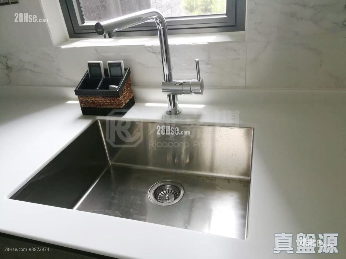 The Bloomsway Sell 2 Bedrooms 622 ft²