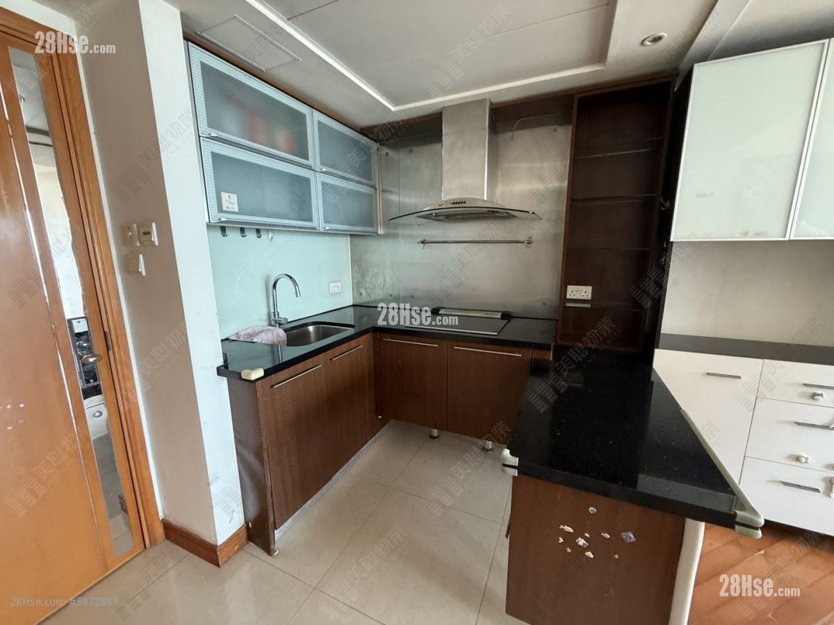 Chelsea Court Sell 1 Bedroom , 1 Bathroom 469 ft²