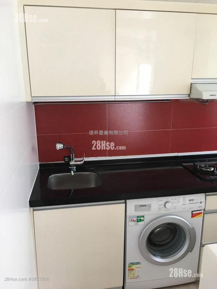 Whampoa Garden Sell 2 Bedrooms , 1 Bathroom 389 ft²
