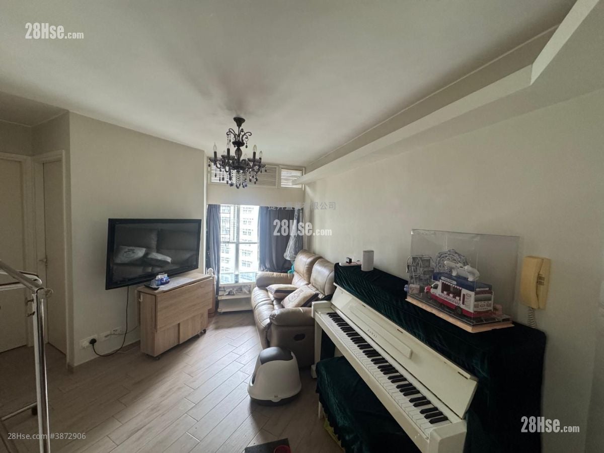 Whampoa Garden Sell 2 Bedrooms , 1 Bathroom 389 ft²