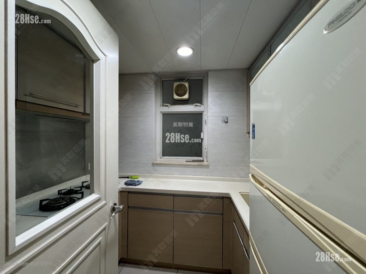 Central Park Towers Sell 2 Bedrooms 494 ft²