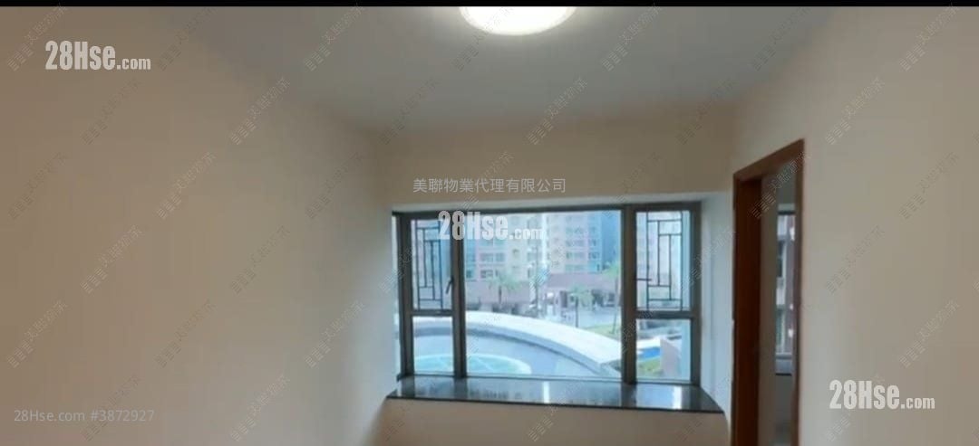 Park Central Sell 2 Bedrooms , 1 Bathroom 384 ft²