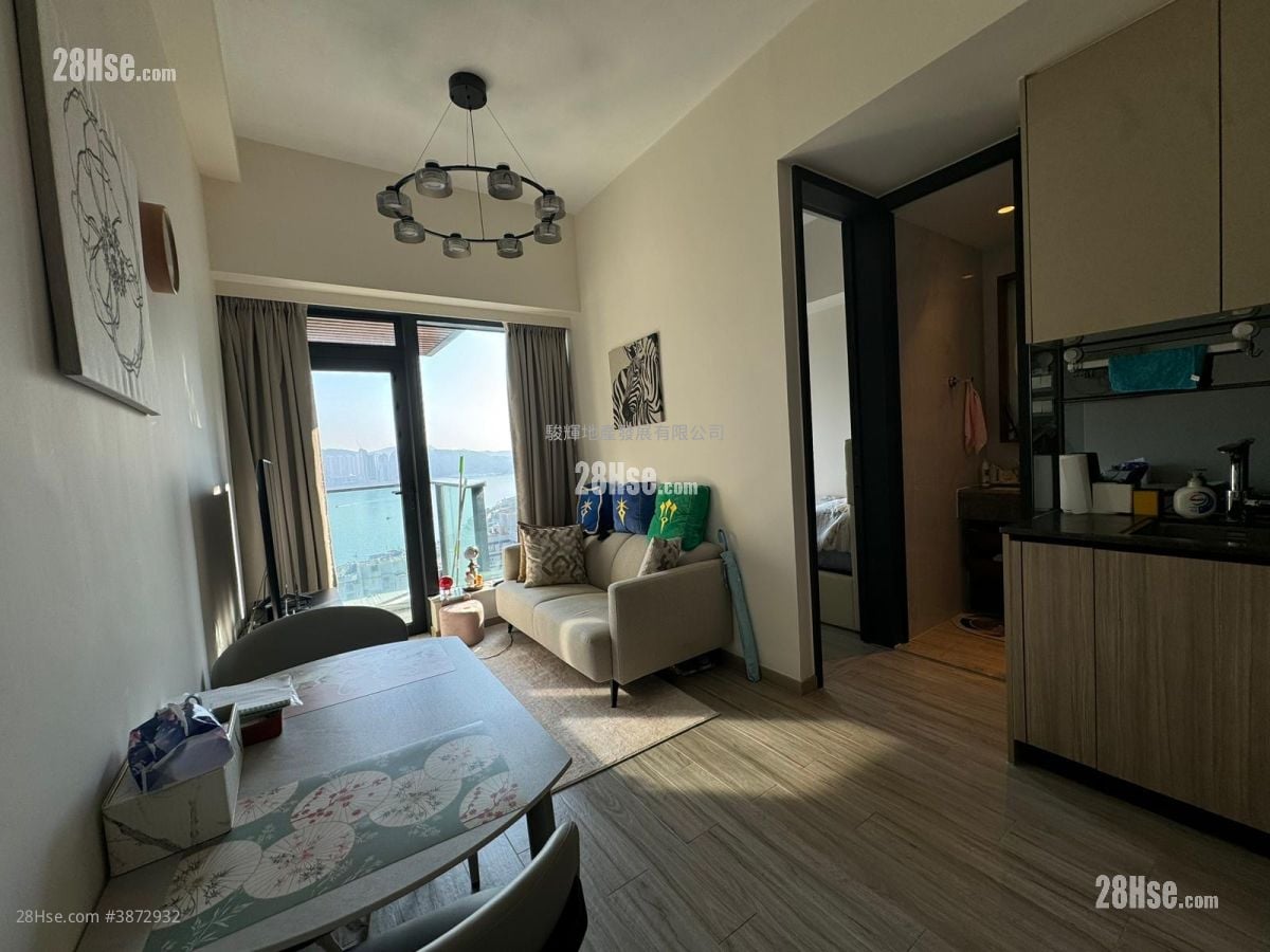 Novum East Rental 1 Bedroom , 1 Bathroom 300 ft²