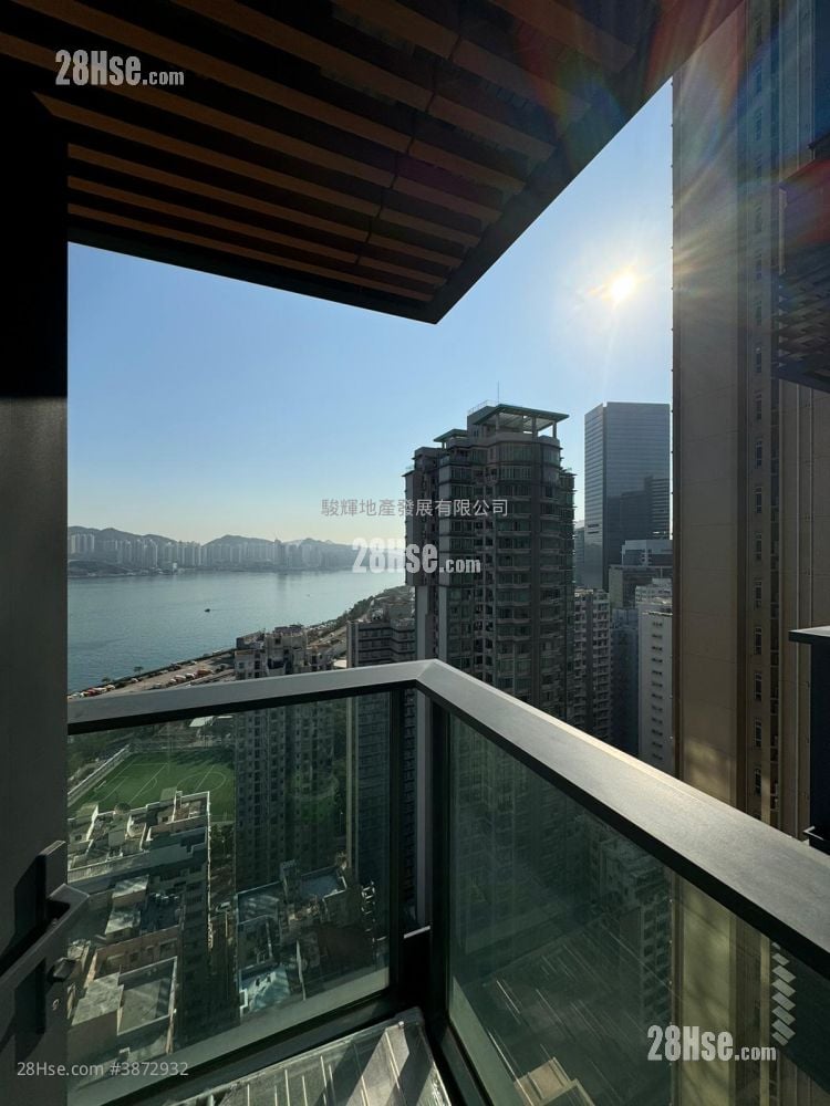 Novum East Rental 1 Bedroom , 1 Bathroom 300 ft²