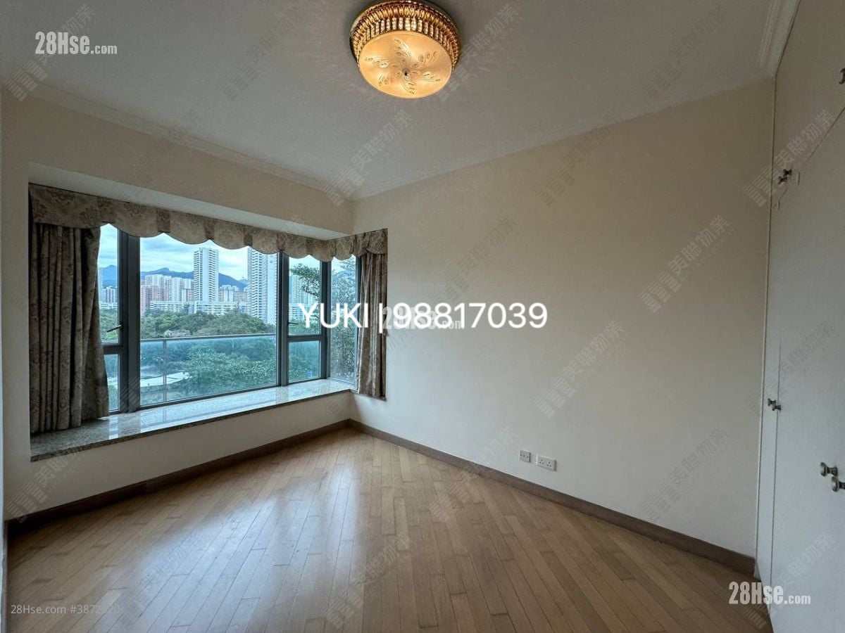 The Riverpark Rental 4 Bedrooms , 3 Bathrooms 1,262 ft²