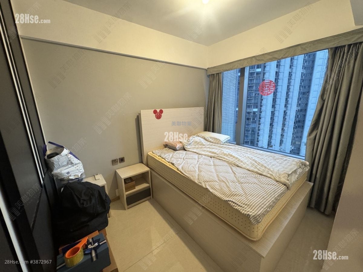 Ocean Pride Sell 3 Bedrooms , 2 Bathrooms 777 ft²