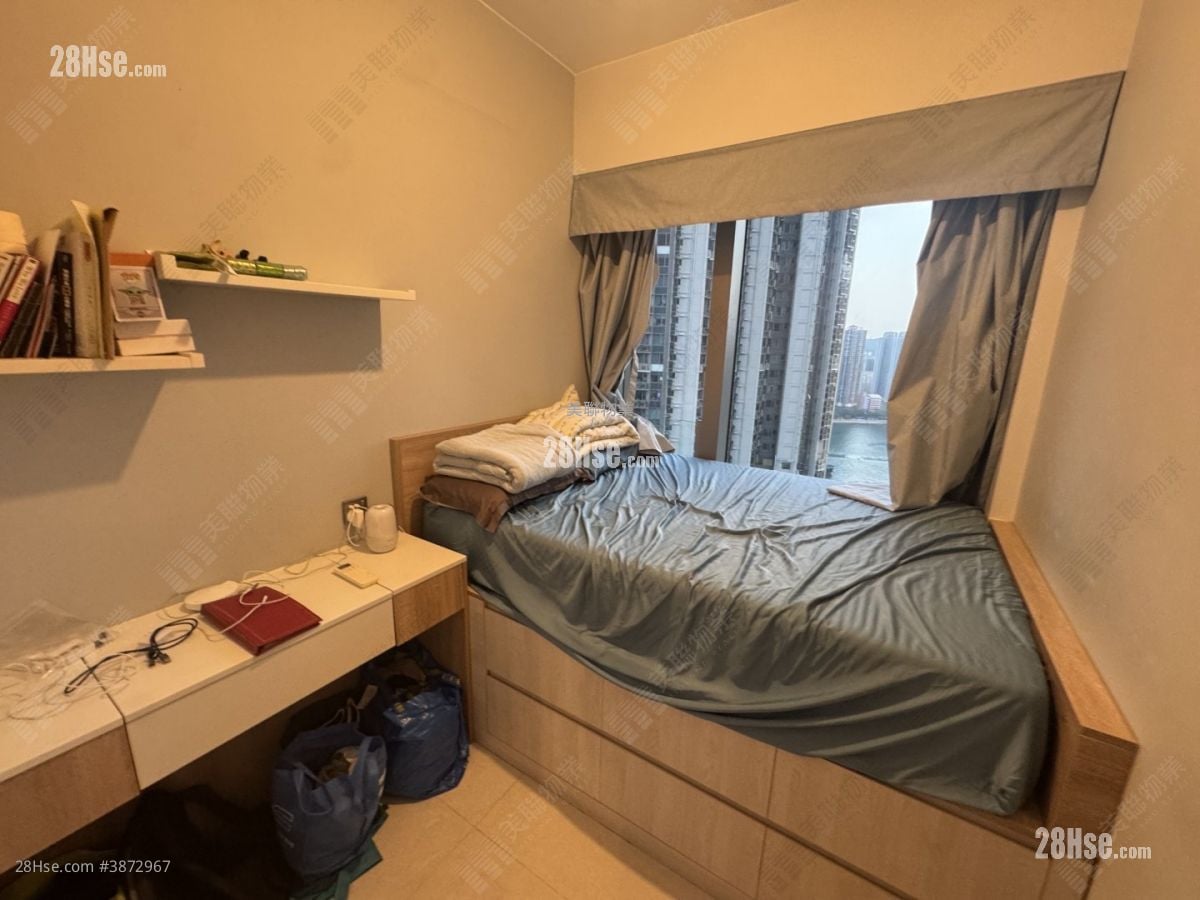 Ocean Pride Sell 3 Bedrooms , 2 Bathrooms 777 ft²