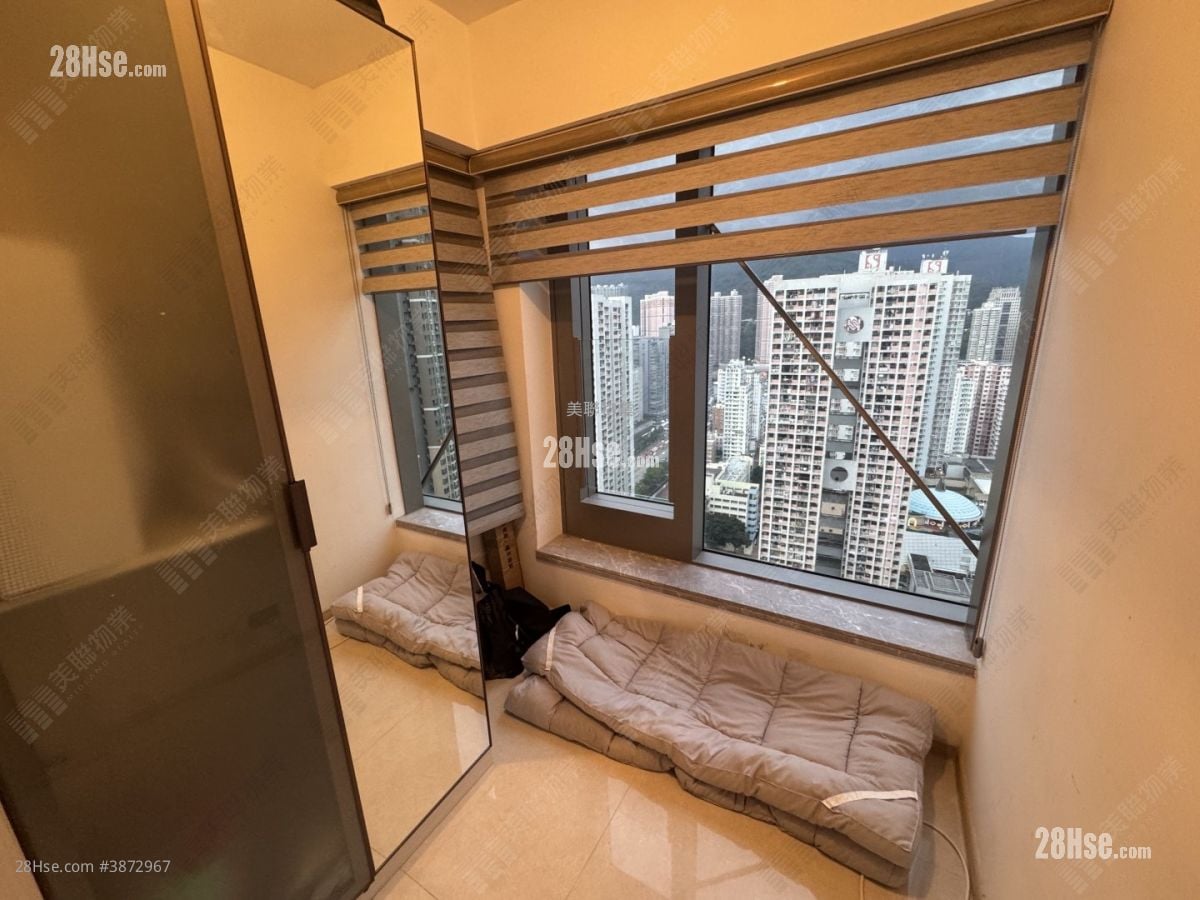 Ocean Pride Sell 3 Bedrooms , 2 Bathrooms 777 ft²