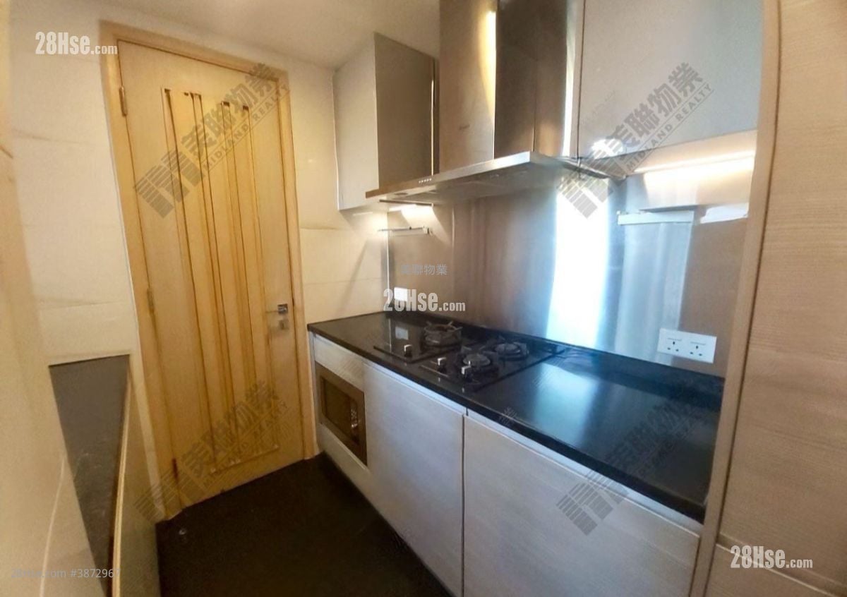Ocean Pride Sell 3 Bedrooms , 2 Bathrooms 777 ft²
