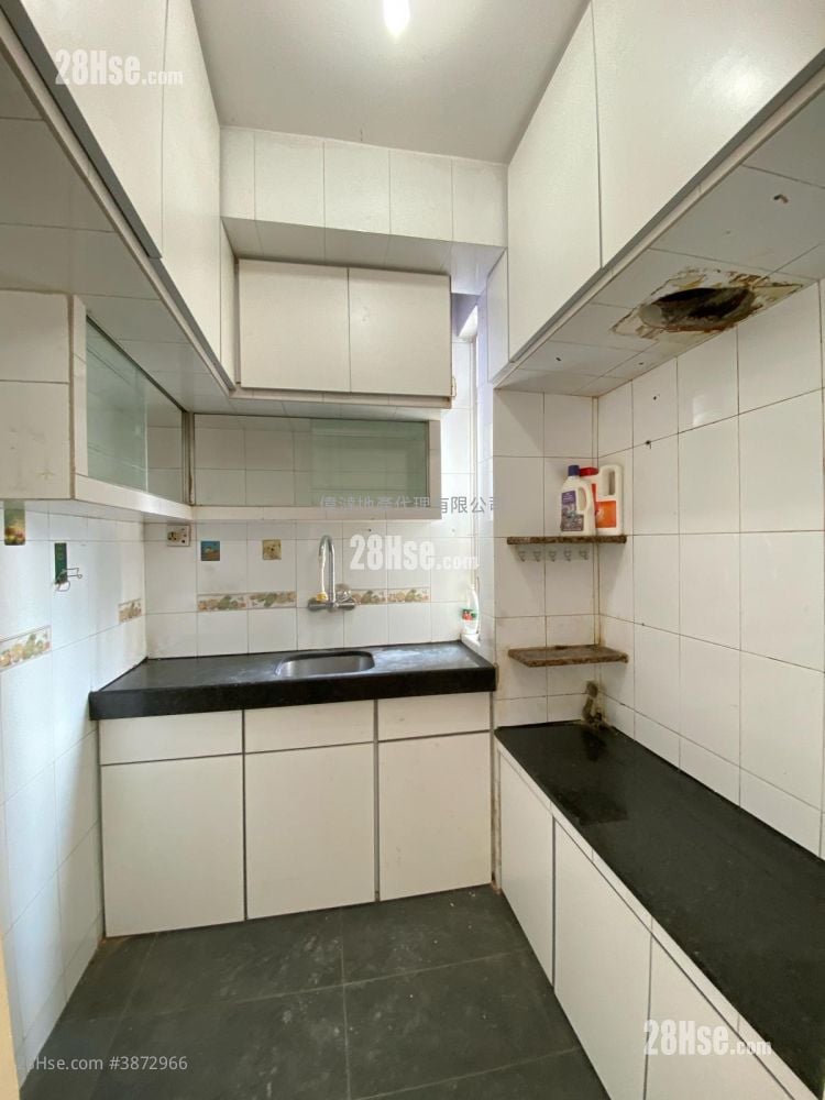 Tsui Lai Garden Rental 2 Bedrooms , 1 Bathroom 427 ft²