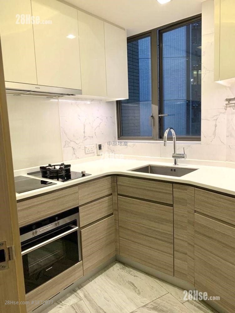 Dragons Range Sell 2 Bedrooms , 1 Bathroom 693 ft²
