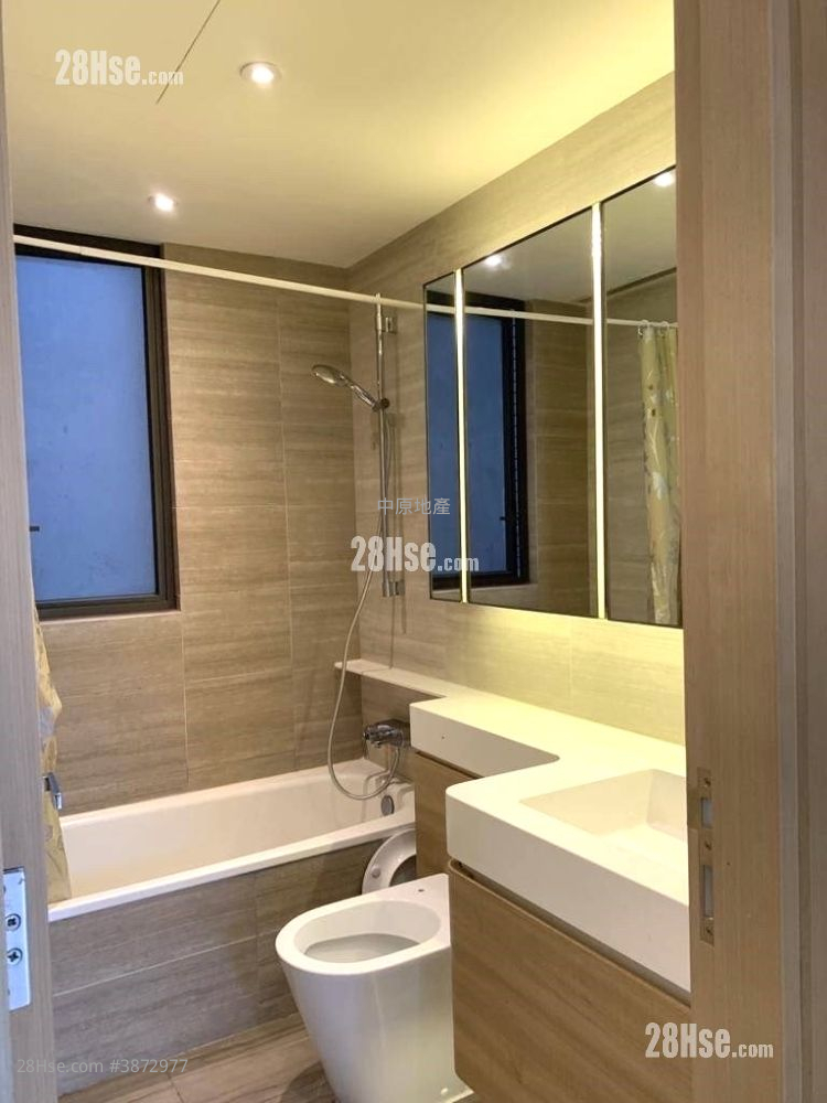 Dragons Range Sell 2 Bedrooms , 1 Bathroom 693 ft²