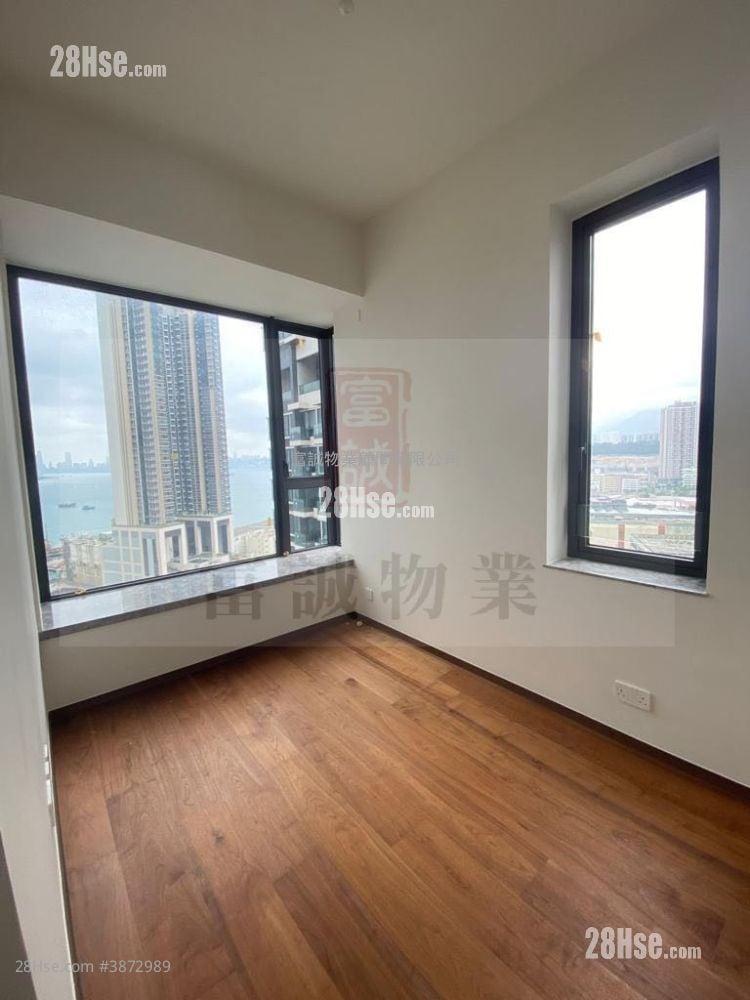 Maya Sell 3 Bedrooms , 1 Bathroom 627 ft²